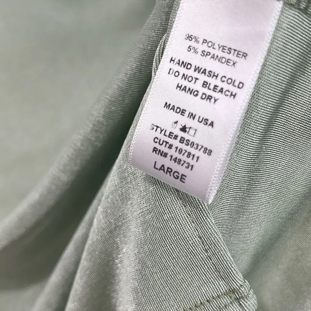 Lightweight pale green y2k skirt size large